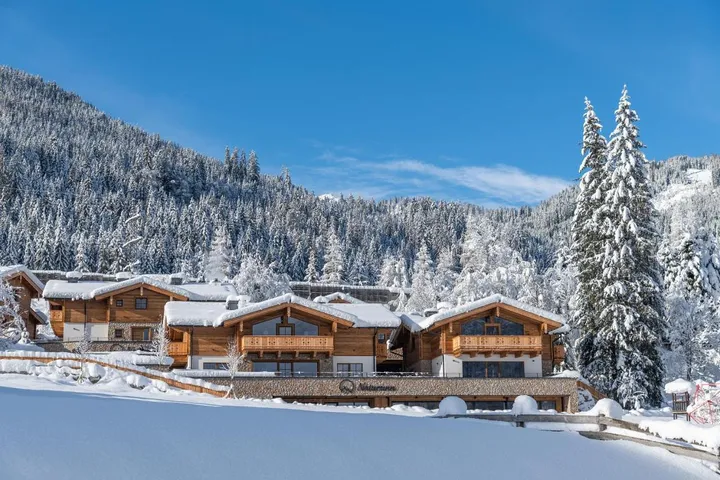 Apartmenthotel für 2 Personen, mit Garten und Ausblick sowie Pool und Sauna - 1