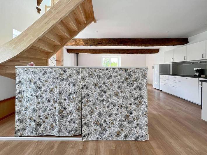 Location de vacances pour 6 personnes, avec jardin à Chavagne - 2