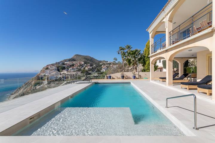 Casa rural para 10 personas, con Balcón y Jardín en Campello