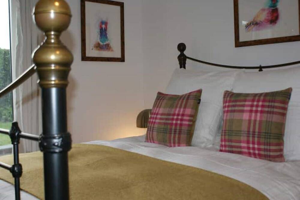 Glamping for 2 People in Stoughton, West Sussex