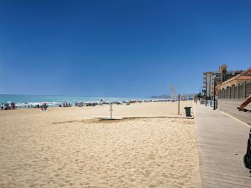 Bungalow für 6 Personen, mit Terrasse und Meerblick in Torrevieja