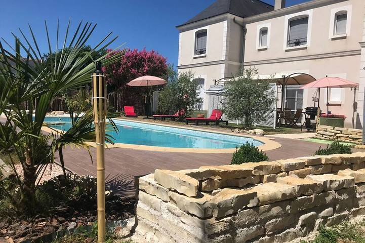 Maison de vacances pour 10 personnes, avec jardin et piscine à Saint-Cyr-sur-Loire