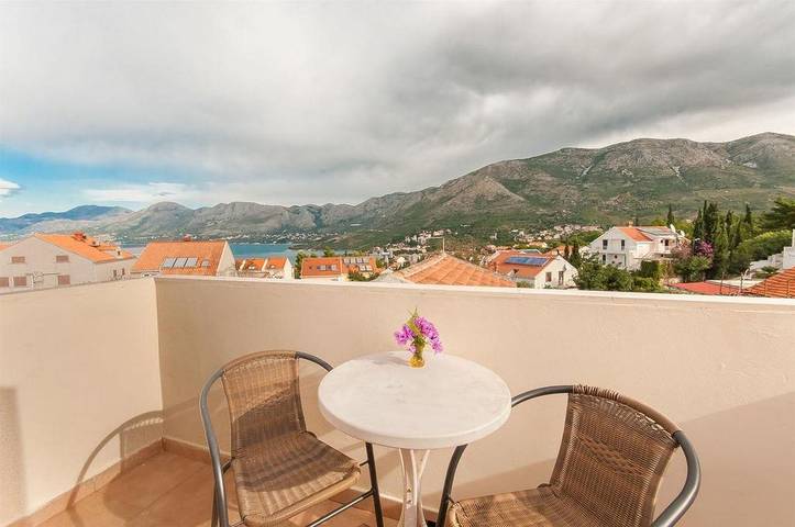 Vacation rental for 4 people, with Balcony/Terrace in Cavtat