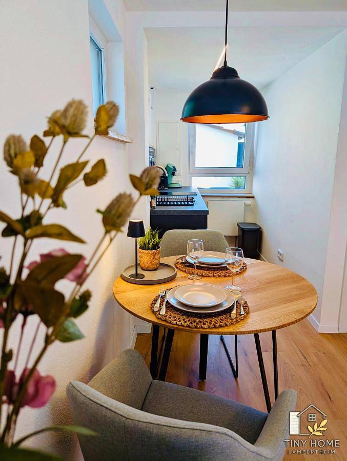 Ganze Wohnung, One-Bedroom Apartment in Lampertheim, Bergstraße