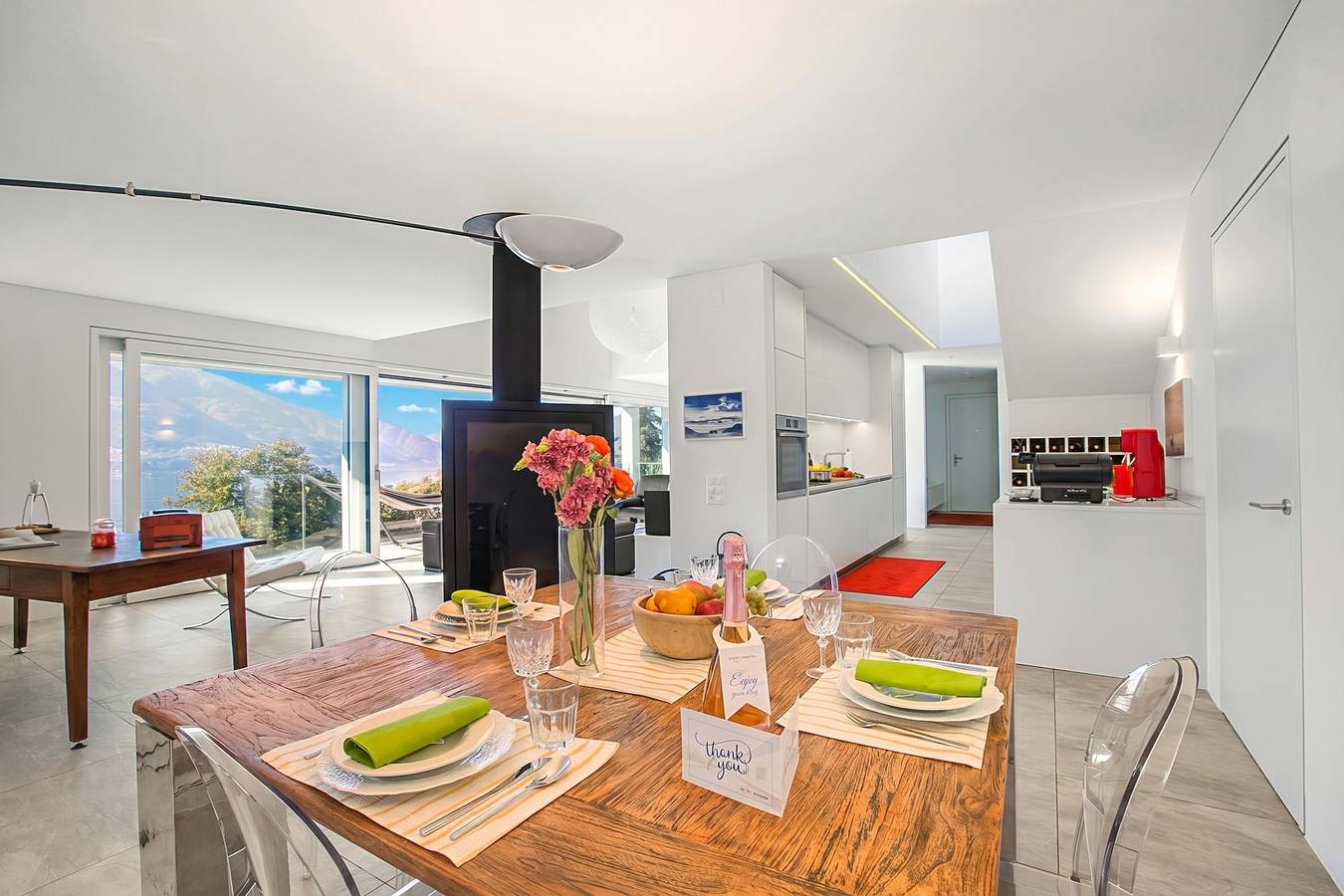 Villa Mondacce with Jacuzzi & Lake Views in Minusio, Ticino Alps and Verbano