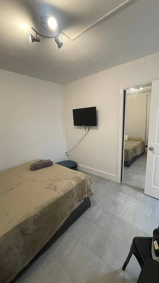 Ferielejlighed for 2 personer, med søudsigt og balkon såvel som udsigt og pool i Miami Beach