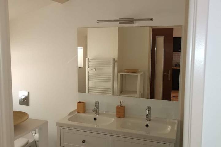 Location de vacances pour 2 personnes, avec balcon à Solliès-Toucas - 4