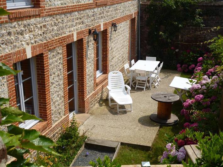 Gîte pour 10 personnes, avec Terrasse et Jardin à Saint-Jouin-Bruneval