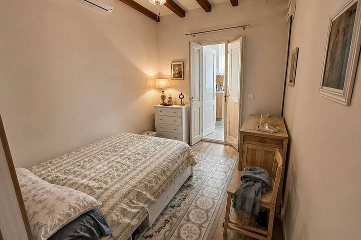 Apartamento inteiro, Apartment near downtown, two bedrooms. in Centro Barcelona, Barcelona