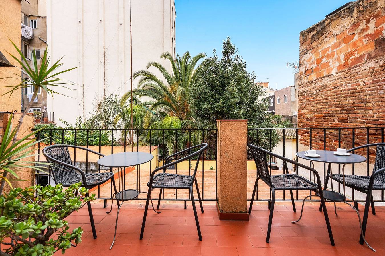 Ganze Wohnung, Gràcia Loft + Terrace Bbq • Ac & Fiber Wi-Fi in Barcelona Zentrum, Barcelona