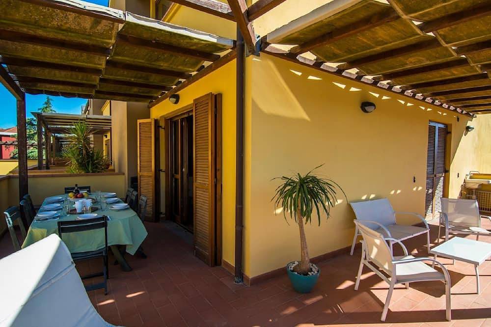 Ganze Wohnung, Wohnung in Alberese mit Panoramaterrasse in Parco Naturale della Maremma