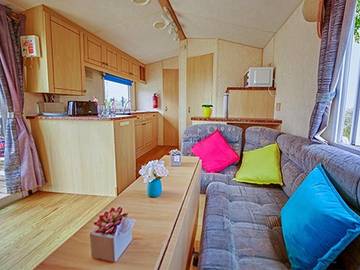 Camping pour 4 Personnes dans Joyeuse, Massif central, Photo 4