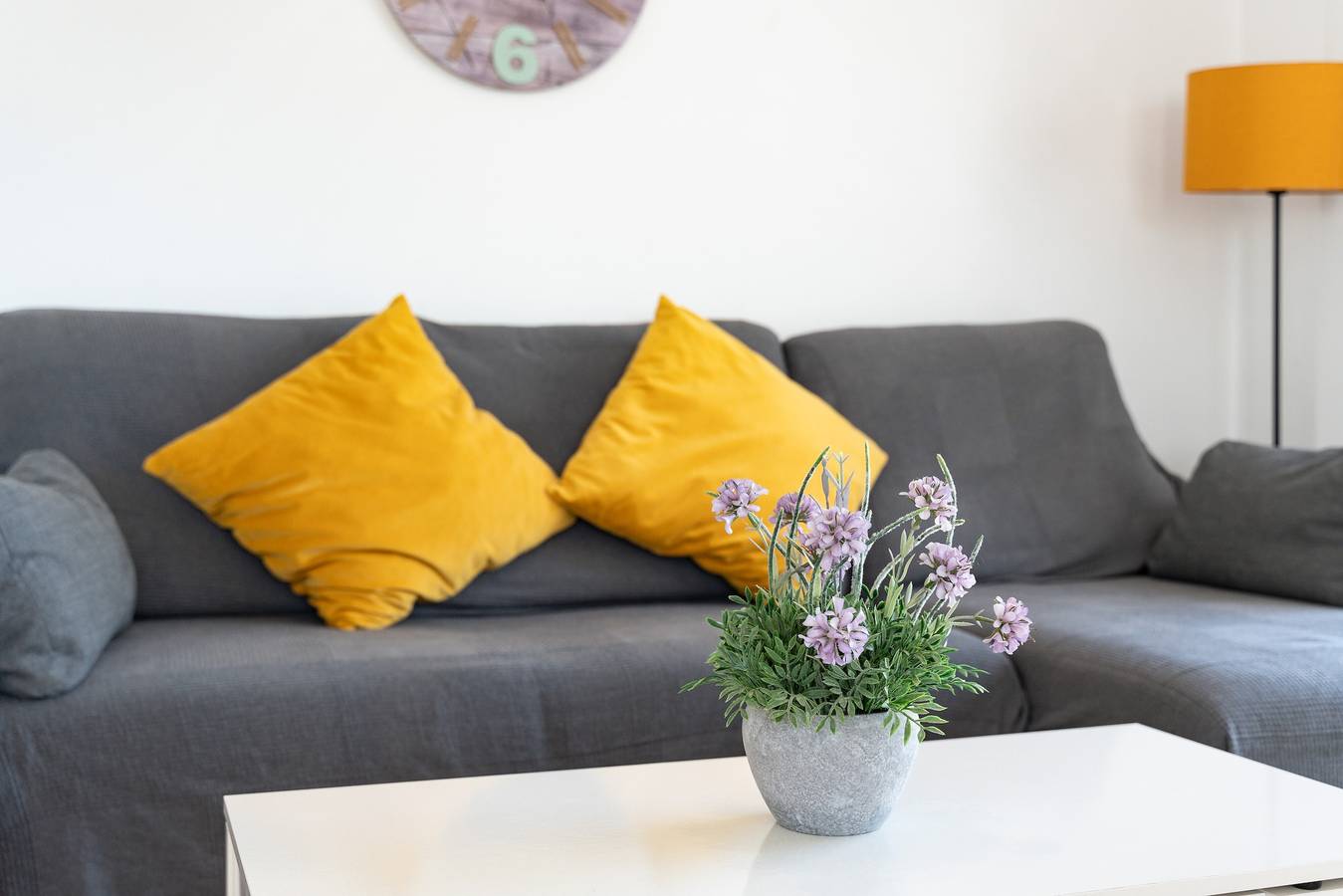 Entire apartment, Apartment 'Mijas Sun and Beach' with Sea View & Wi-Fi in La Cala de Mijas, Mijas