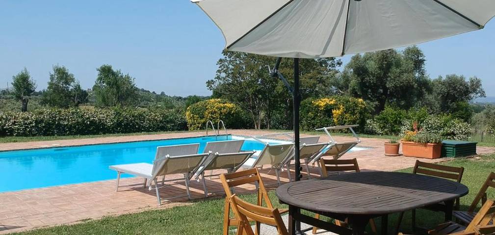Casa vacanza per 8 persone, con Terrazza e Giardino nonché Piscina e Panorama a Palombara Sabina