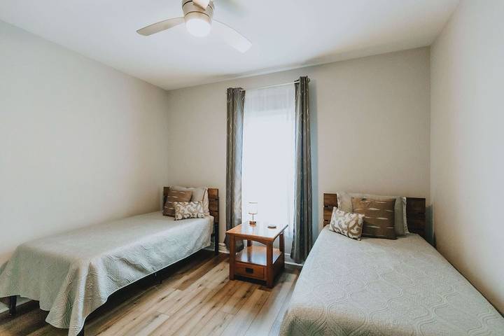 Vacation rental for 6 people, with terrace and yard in Ocean Springs