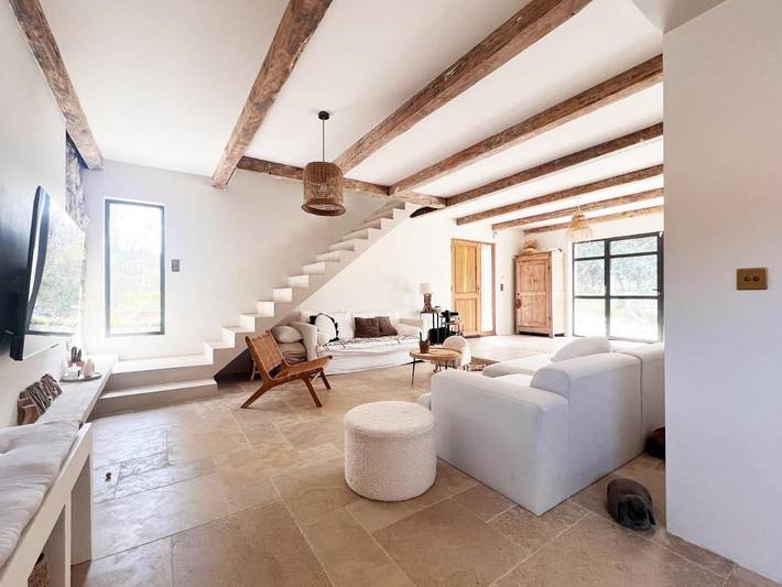 Gîte pour 7 personnes, avec piscine ainsi que vue et jardin à Vauvenargues - 3