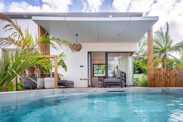 Cottage pour 4 personnes, avec piscine et jardin dans Trois Mares