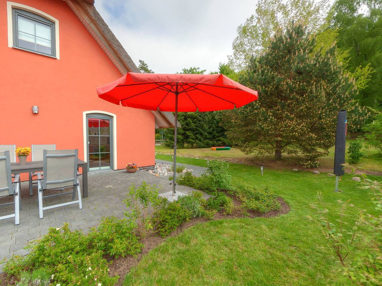 Ganze Ferienwohnung, Stubbenfelde, Reetdachhaus Seeblick - Stubbenfelde - Ferienhaus Seeblick in Stubbenfelde, Loddin
