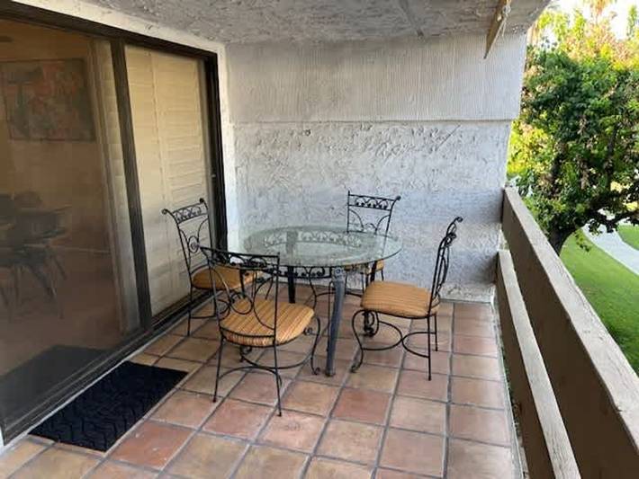 Holiday rental for 3 people, with balcony, child-friendly in Palm Springs