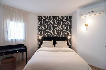 Holiday Home for 5 People in Barcelona Centre, Barcelona, Photo 2