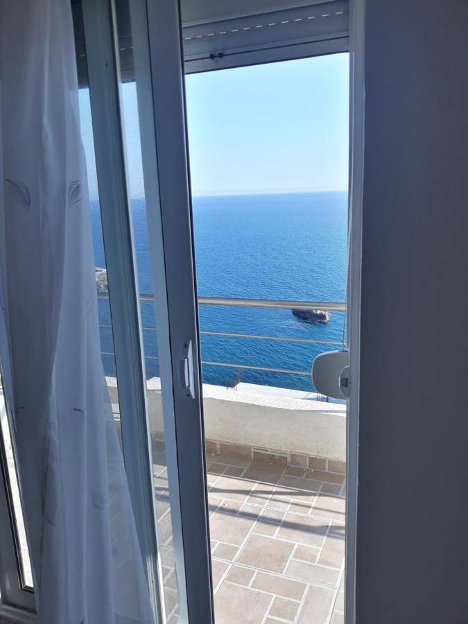 Ferienwohnung für 2 Personen, mit Balkon und Terrasse sowie Garten und Ausblick