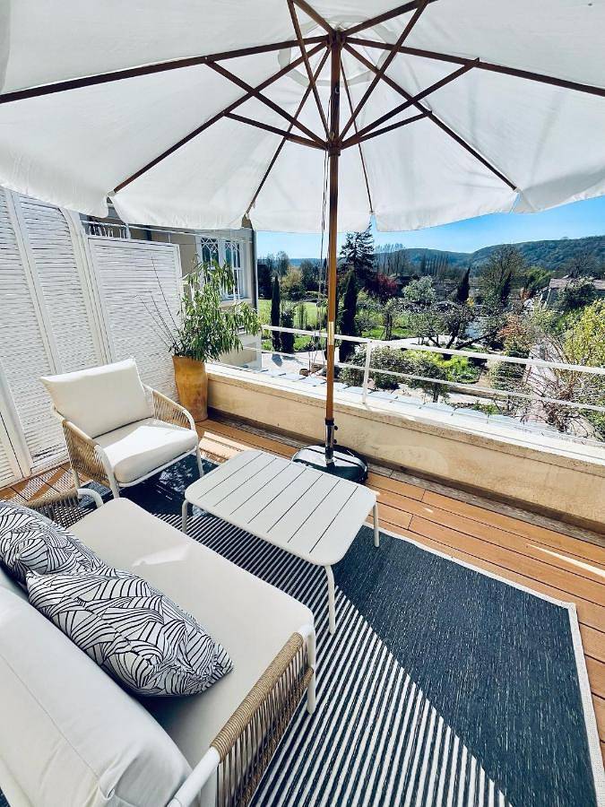 Gîte pour 2 personnes, avec Terrasse et Jardin ainsi que Piscine et Vue à Giverny - 2