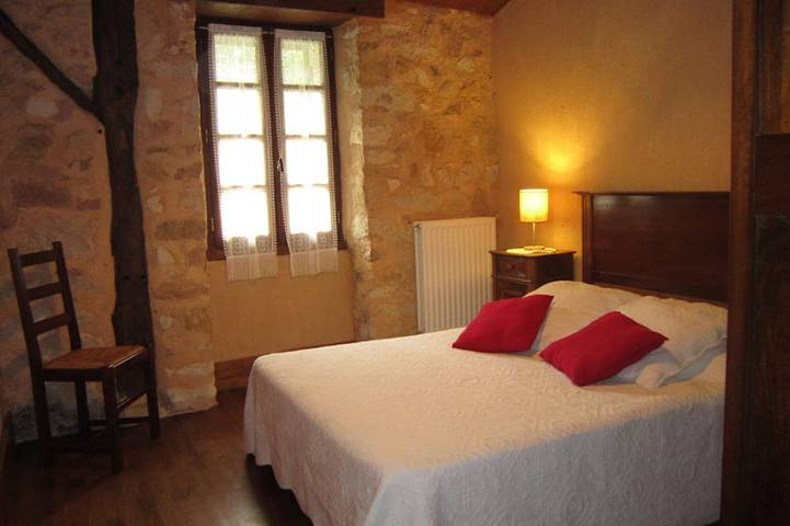 Location de vacances pour 7 personnes, avec jardin à Saint-Martin-de-Fressengeas - 2