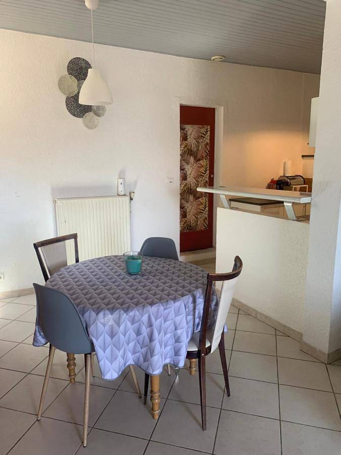 Maison cocoon avec jacuzzi privé vue Dordogne in Castillon-la-Bataille, Région de Libourne