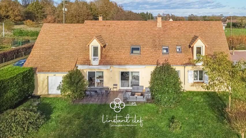 Maison de vacances pour 20 personnes, avec Jacuzzi et Terrasse ainsi que Jardin et Vue