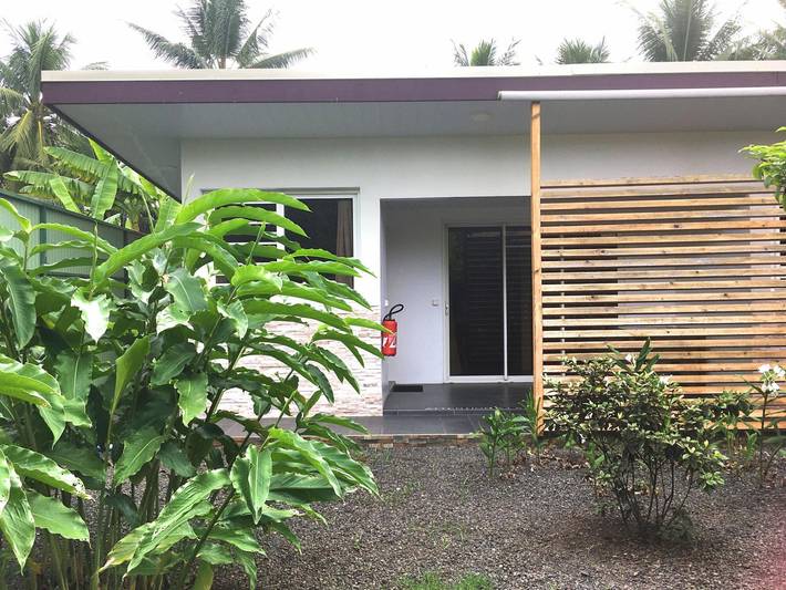Gîte pour 3 personnes, avec piscine et jardin dans Tahiti - 2