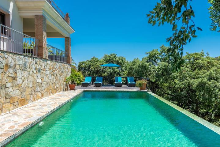 Finca für 6 Personen, mit Meerblick und Pool sowie Garten, kinderfreundlich in Estepona - 3