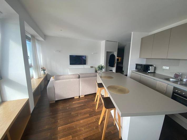 Ferienwohnung für 2 Personen, mit Terrasse und Seeblick sowie Ausblick in Köln - 4