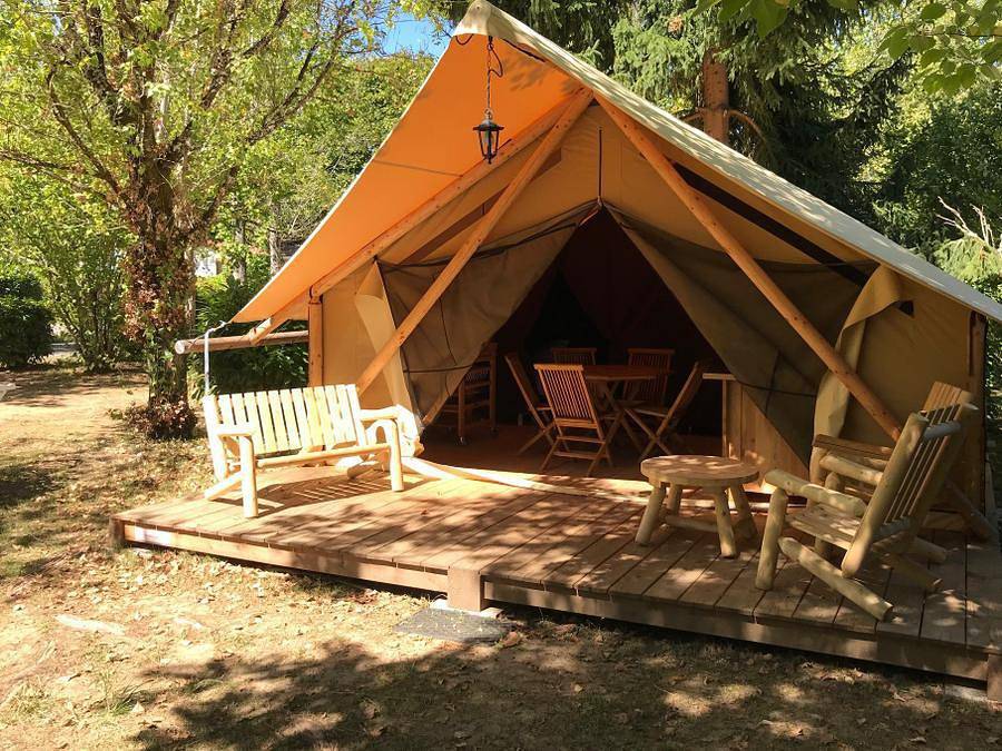 Camping Le Bosquet - Zelt 5 personen - Robinson Lodge - 2 Zimmer - 25 m2 (+überdachte Terrasse 10 m2) 5 Personen in Domme, Périgord Noir