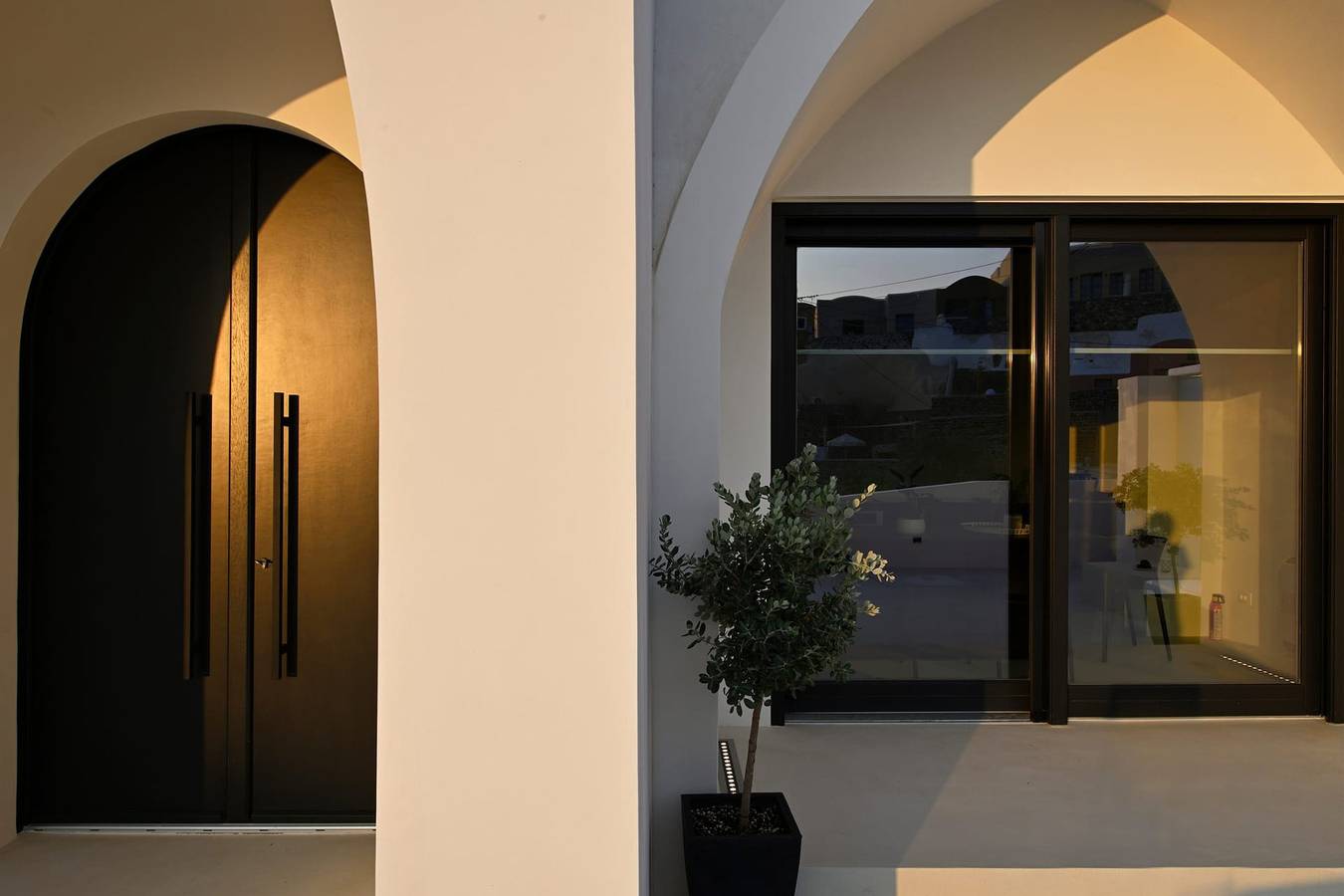 Villa für 6 Personen mit Terrasse in Finikia, Santorin