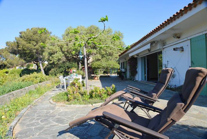 Gîte pour 6 personnes, avec piscine dans Plage de Gigaro - 3
