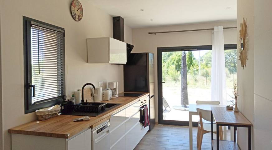 Gîte pour 4 personnes, avec jardin et terrasse