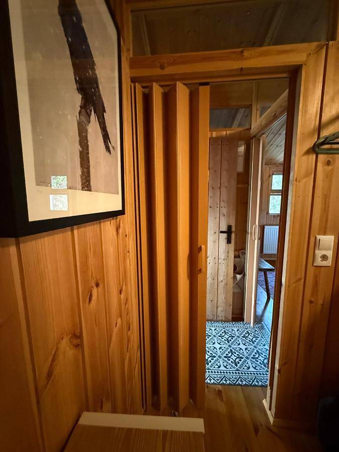 Lovely Cabin in the Capital Area with hot tube in Hafnarfjörður, Iceland