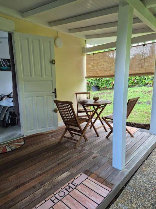 Location de vacances pour 2 personnes, avec jardin et piscine à Saint-Claude (Guadeloupe) - 2