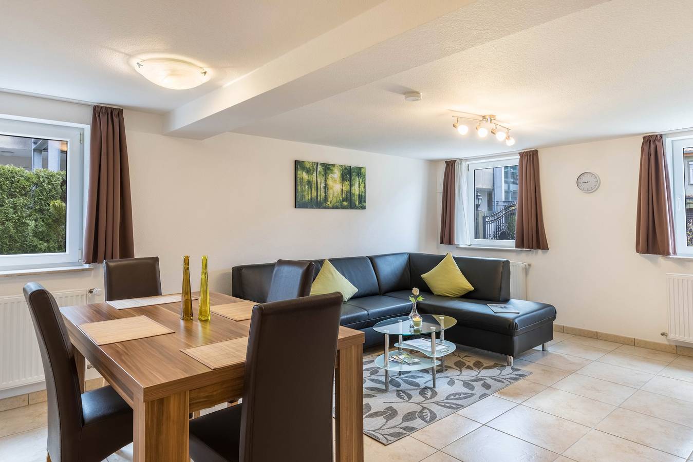 Ganze Wohnung, Ferienwohnung 'Güterstein' mit Bergblick und Wlan in Bad Urach, Albsteig Etappe 9