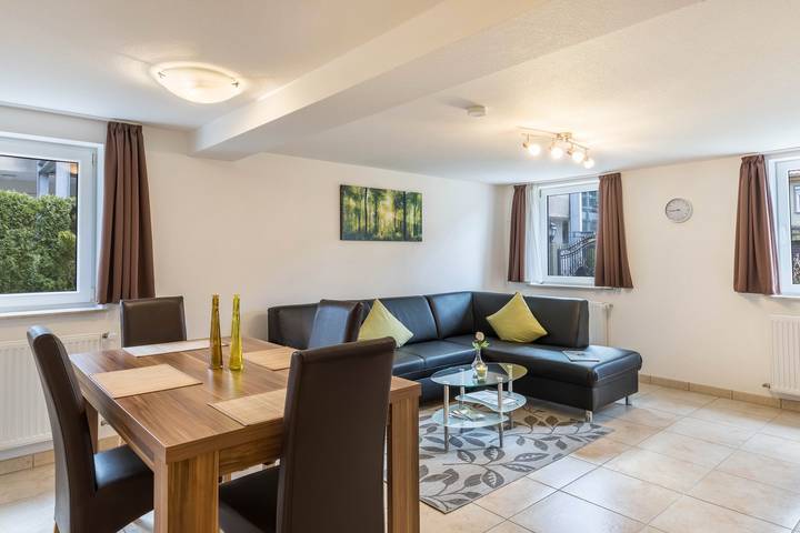 Ferienwohnung für 2 Personen, mit Garten in Bad Urach - 2