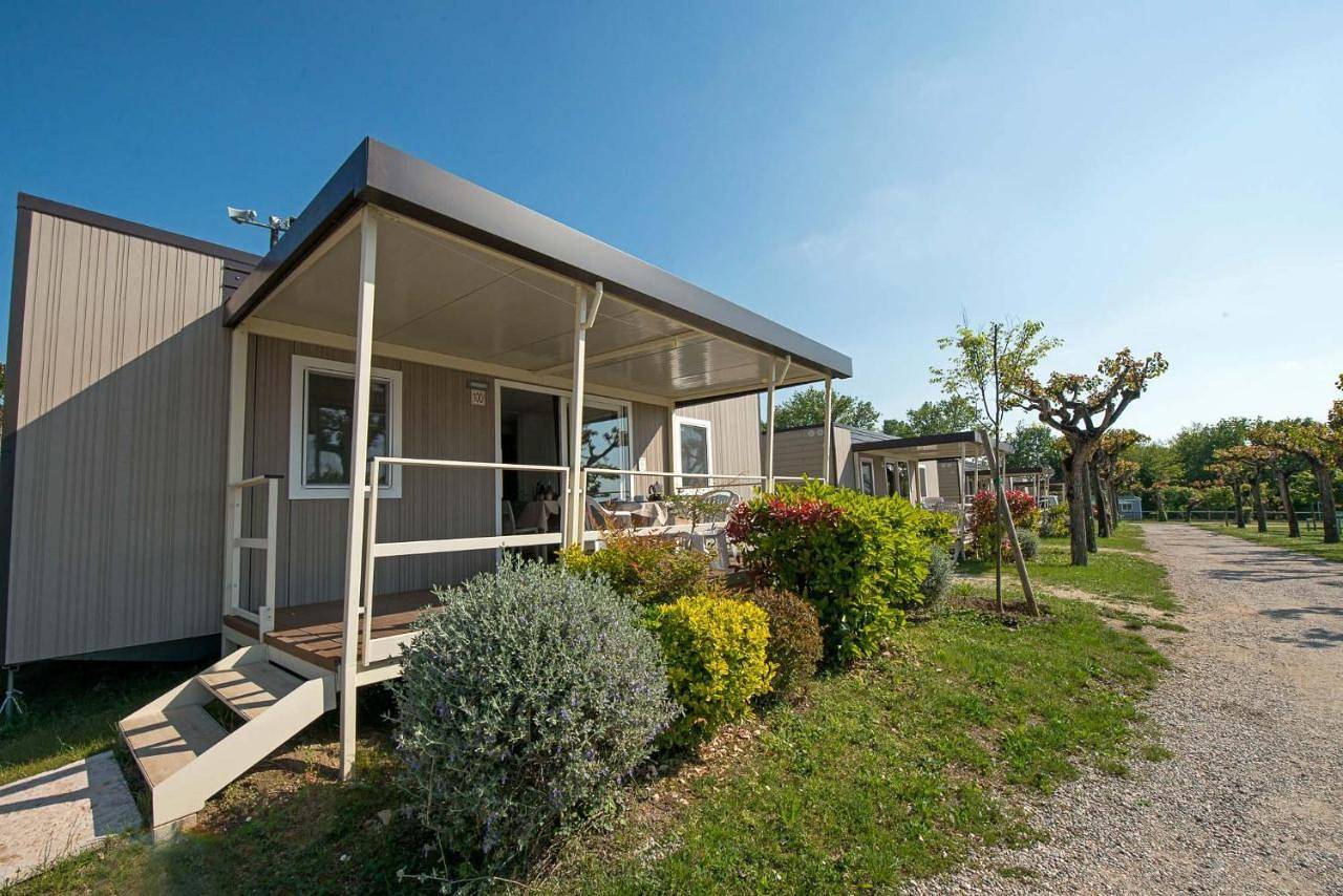 Camping Belvedere in Lazise, Gardasee-Berge