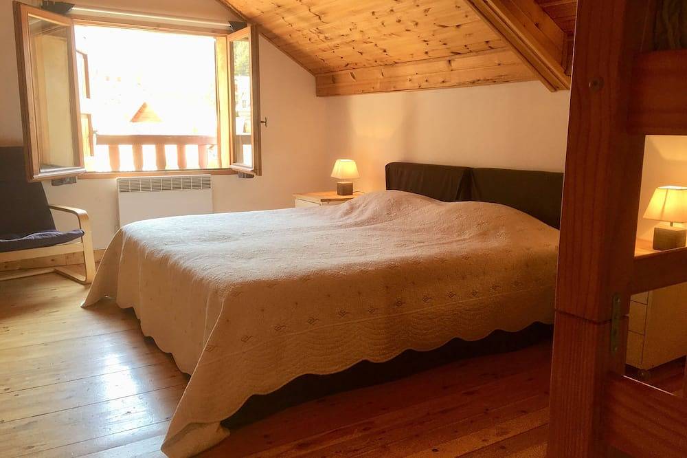 Chalet famillialle 10 pers Guillestre Queyras vue splendide sur les Ecrins in Guillestre, Région de Briançon