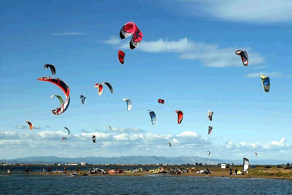 Entire apartment, Art and Nature on the beach of Eucaliptus in Amposta, Delta de l'Ebre