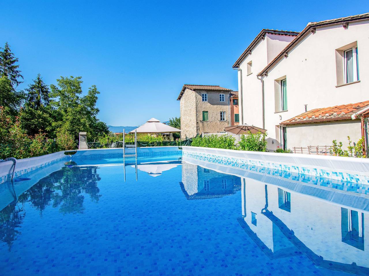 Entire apartment, Pinot in Lucca, Lucca Province