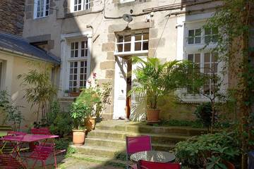 Gîte pour 3 personnes, avec terrasse dans La Demeure de Corsaire
