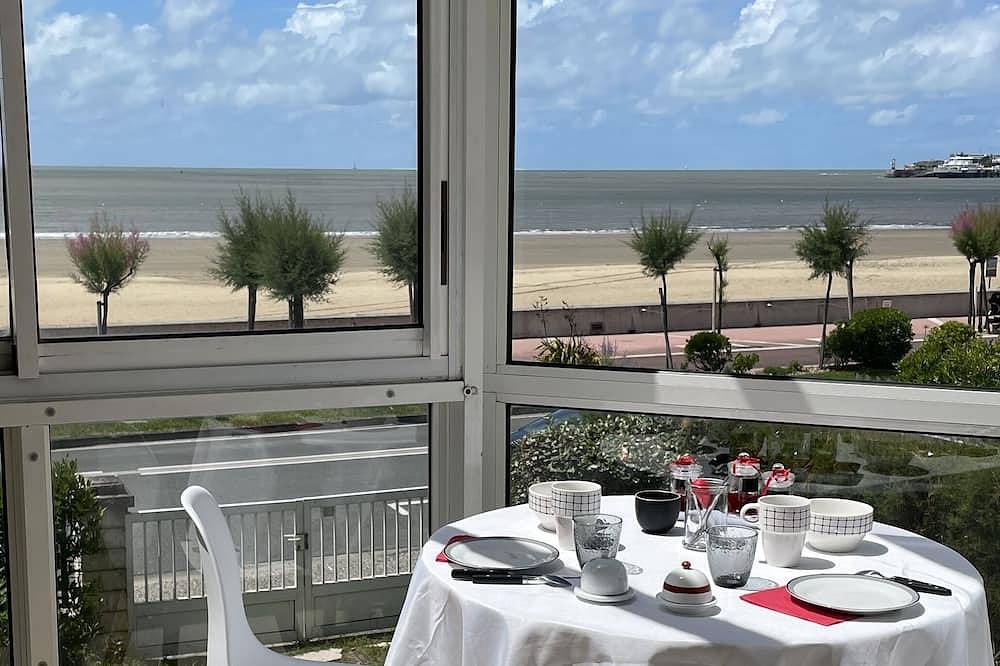 Chambre dans maison bord de plage, petit déjeuner offert in Royan, Côte de Beauté