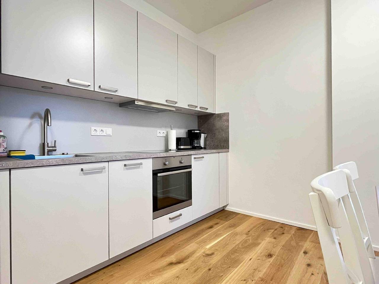 Ganze Ferienwohnung, Am1O36 Moderne Monteurwohnung mit Balkon in Amberg, Ostbayern