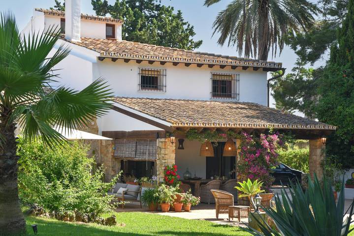 Chalet para 8 personas, con jardín y piscina en Dénia