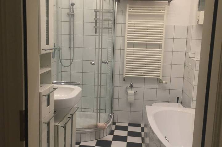 Ferienwohnung für 6 Personen, mit Terrasse in Bonn - 4