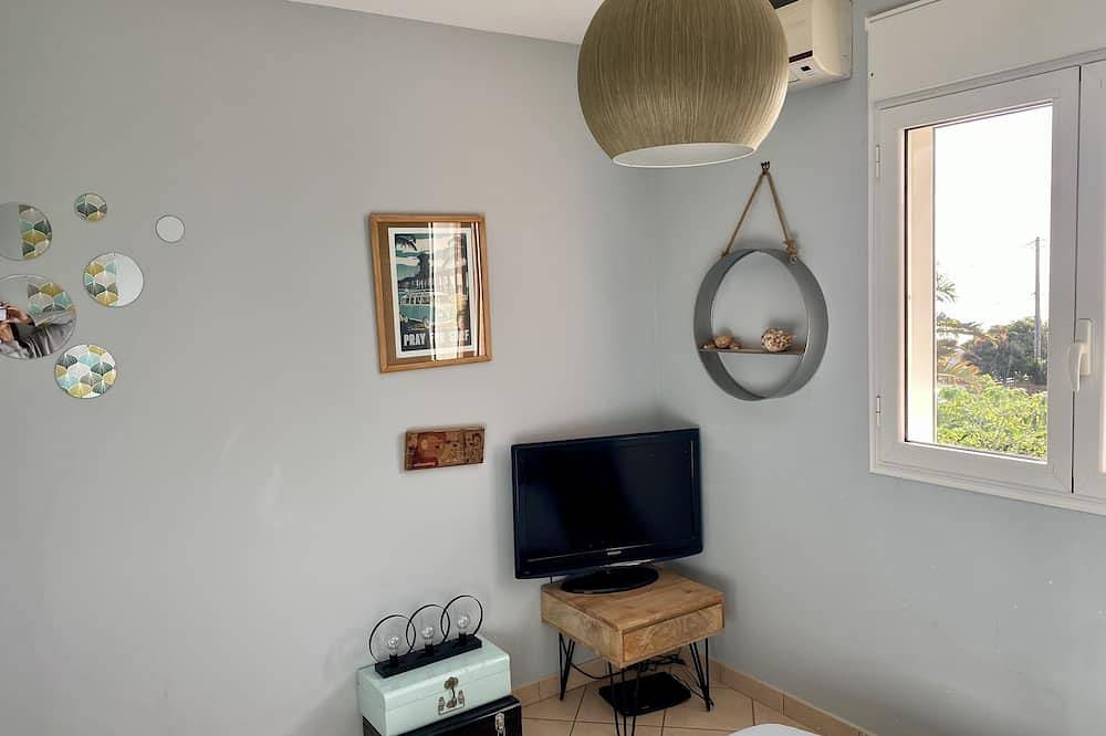 Villa Cocoon with swimming pool in Saint-Leu, La Réunion